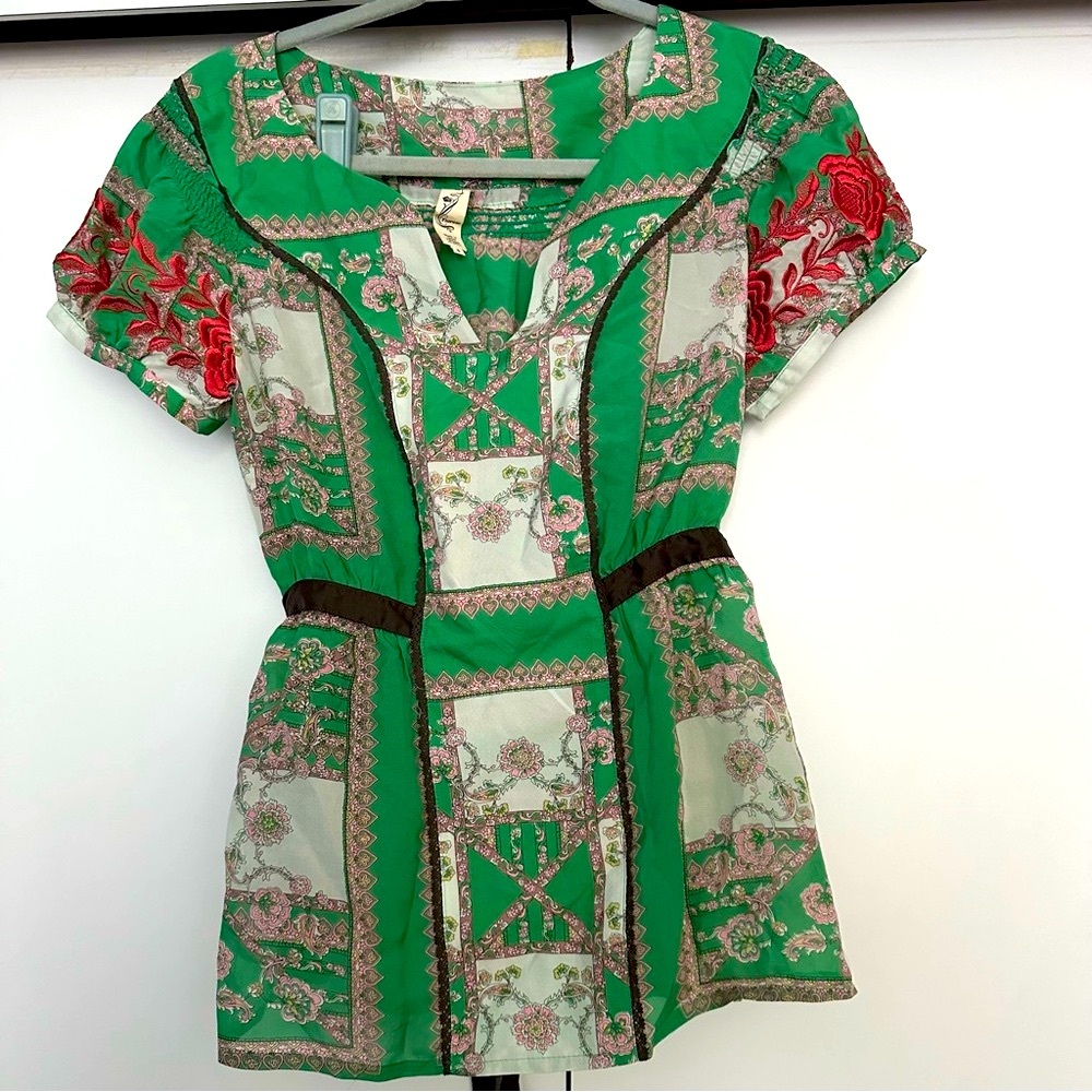 Anthropologie Graphic Green Red Bib Collar Blouse